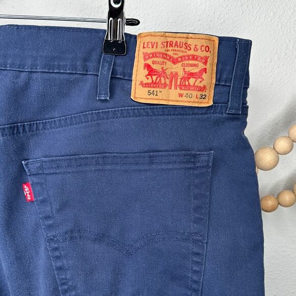 Levi's 541 Blue Straight Pants - Picture 6 of 6